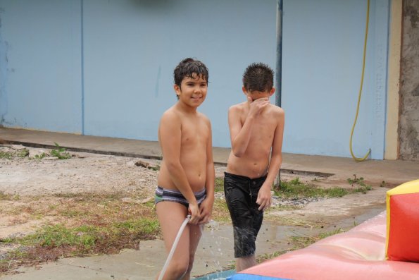 2011-12-10 13-17-43